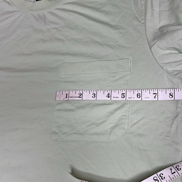 lululemon men’s Fundamental Oversized pocket T-Shirt Kohlrabi Green - Picture 6 of 11